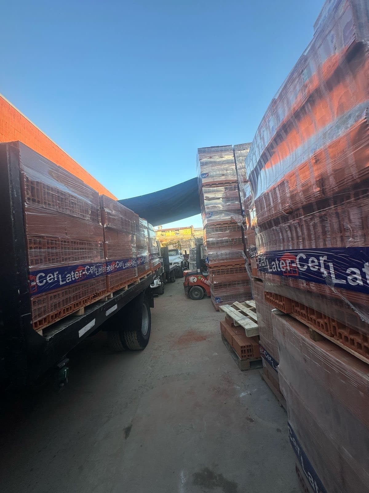 El Cacique Materiales